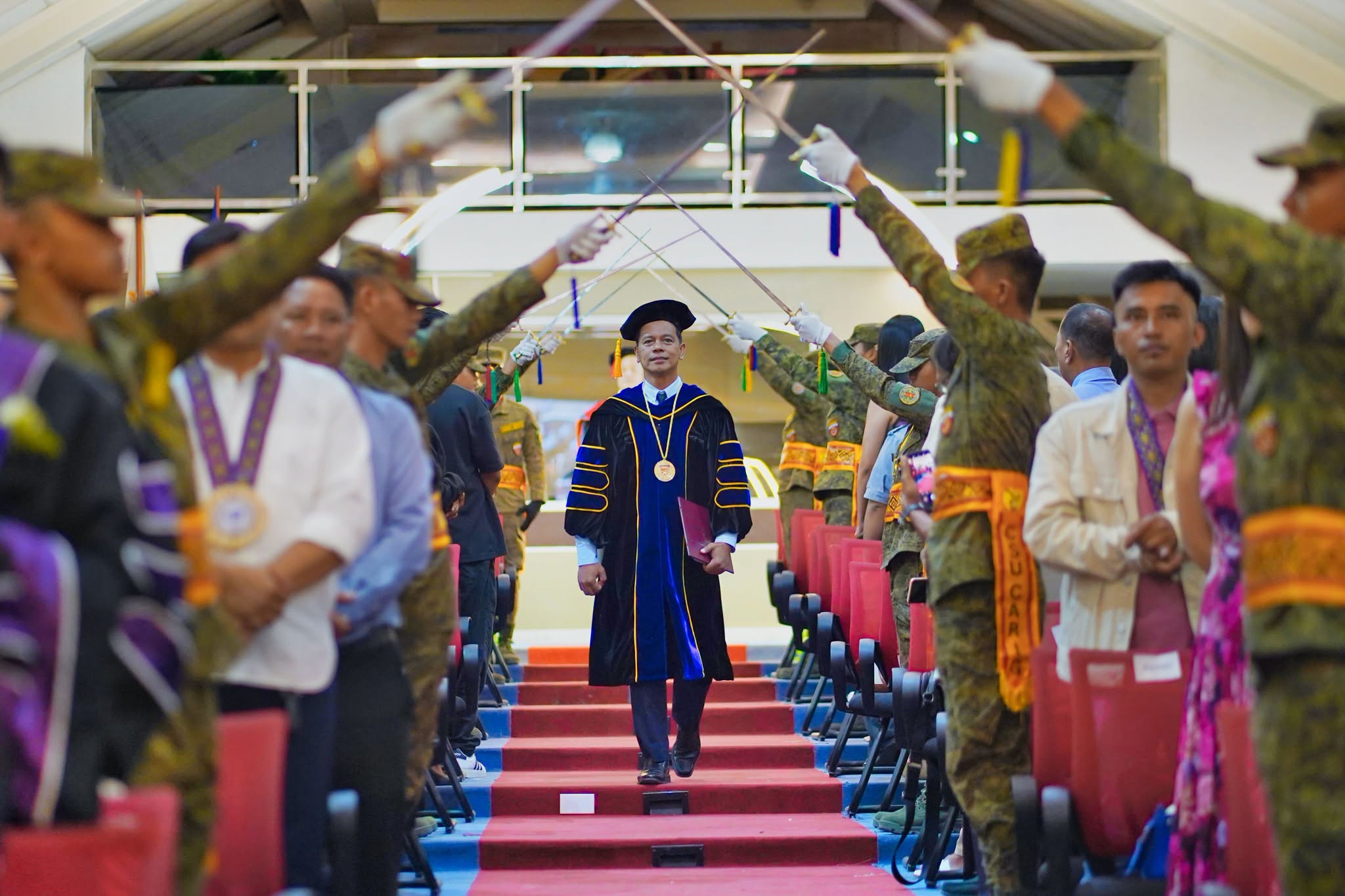 24TH-GRAD-COL-PHOTOSET photo 74